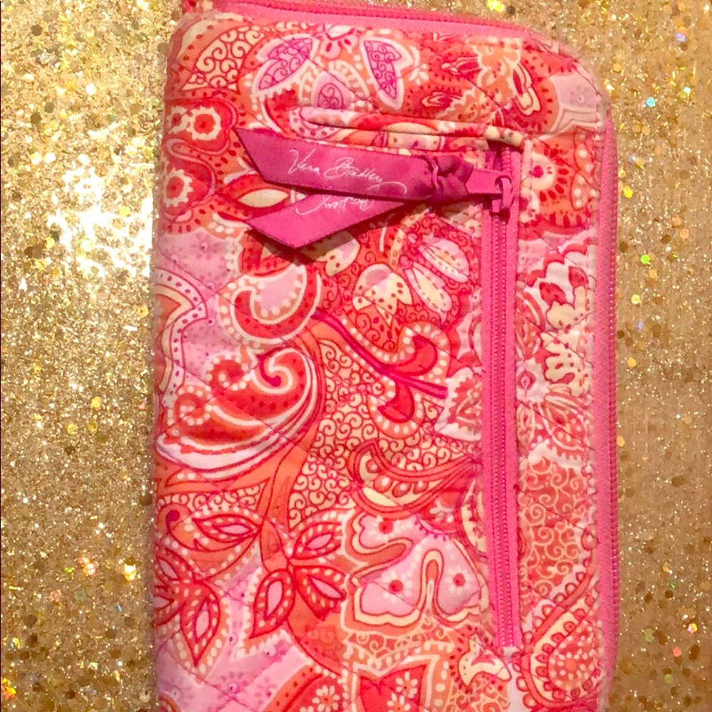 Authentic Vera Bradley wristlet Wallet Pink